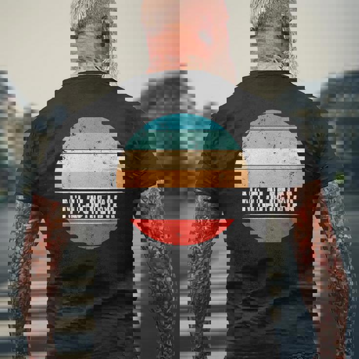 ンジャメナ・チャドの旅 メンズTシャツ バックプリント 高齢者への贈り物