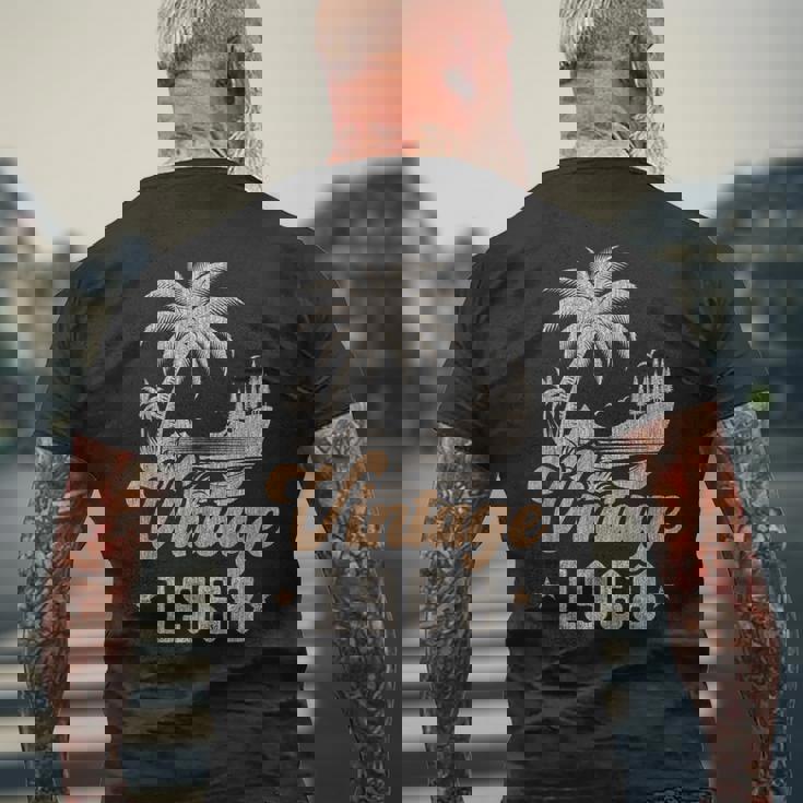 ヴィンテージ 1968 誕生日 58歳 ヤシの木 メンズTシャツ バックプリント 高齢者への贈り物