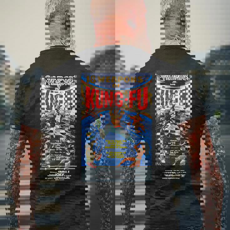 ヴィンテージカンフー格闘技映画レトロギフト メンズTシャツ バックプリント 高齢者への贈り物