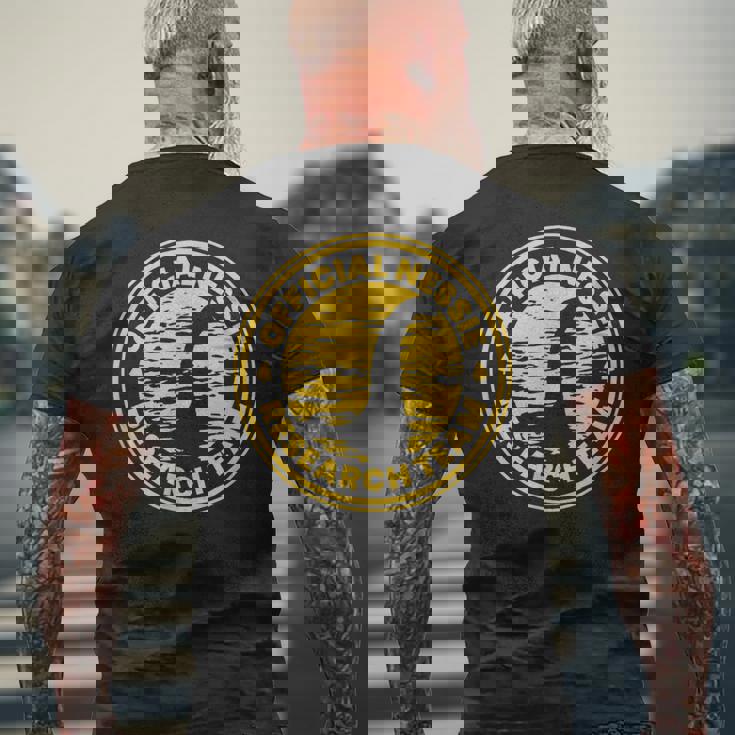 公式ネッシー研究チーム ネス湖 モンスター スコットランド メンズTシャツ バックプリント 高齢者への贈り物