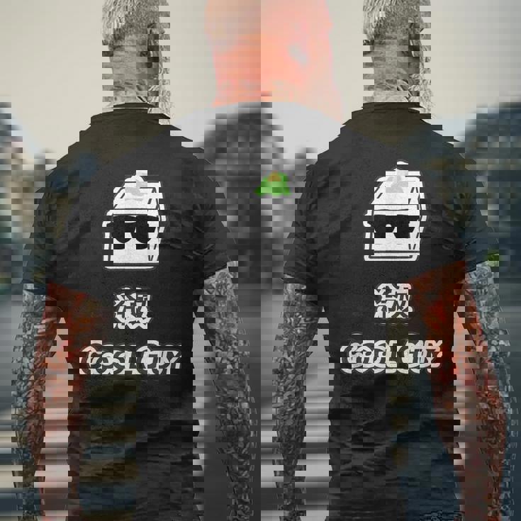 冷奴 Cool Guy クールガイ（おかしな日本語）間違い 英語 豆腐 キャラ 【変なデザイン屋さん】面白い ギャグ メンズTシャツ バックプリント 高齢者への贈り物