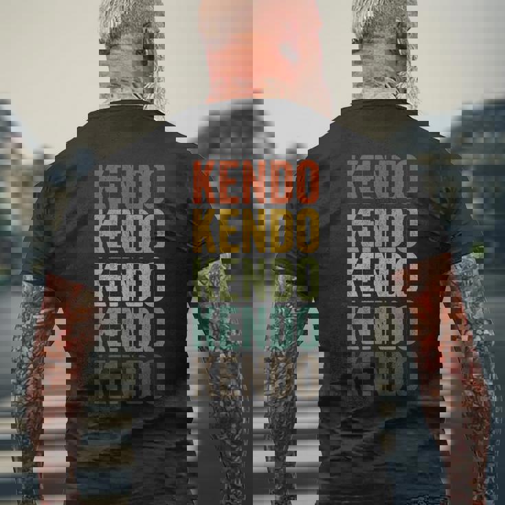 剣道スポーツレトロ メンズTシャツ バックプリント 高齢者への贈り物