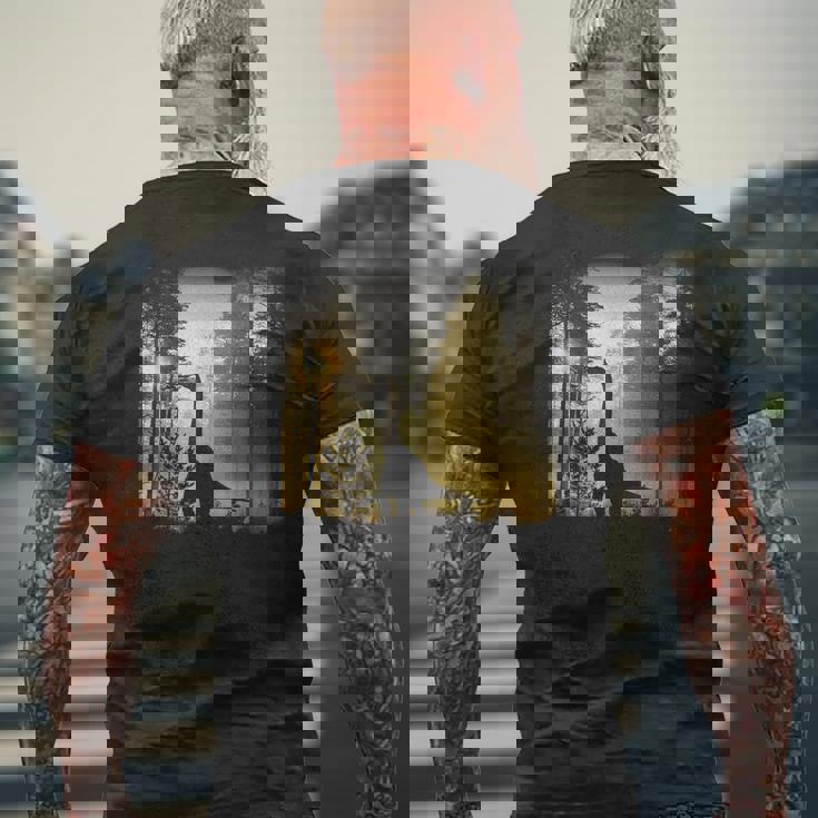 夜明けの竜脚類恐竜の森 リアルなグラフィックデザイン メンズTシャツ バックプリント 高齢者への贈り物