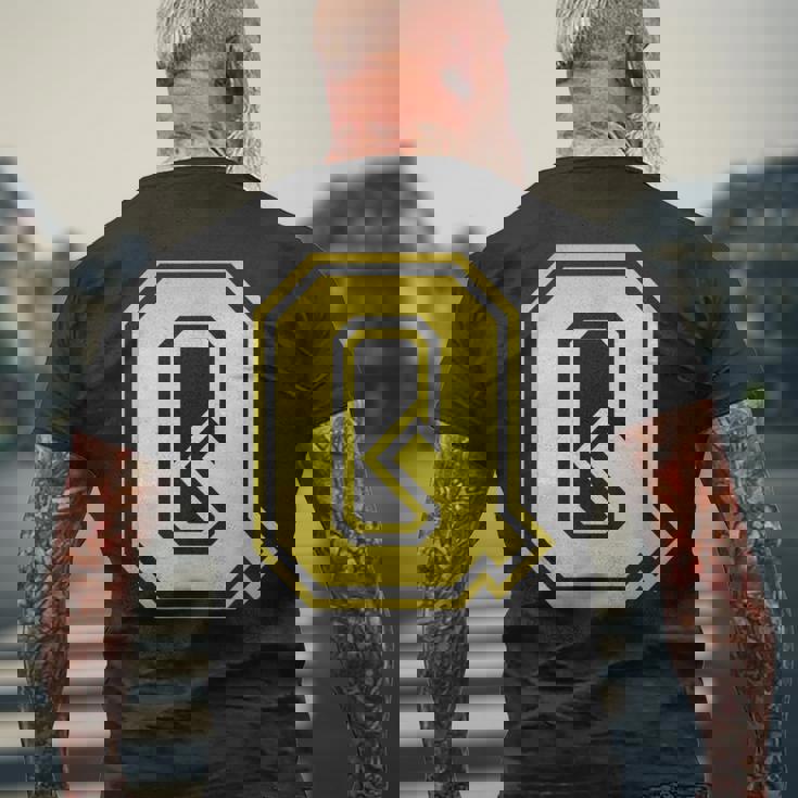 大文字 Q プリントされた明るいスタイルのデザイン。 メンズTシャツ バックプリント 高齢者への贈り物