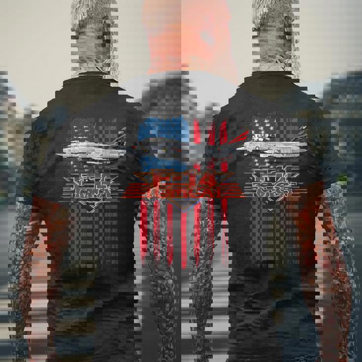 愛国的な海軍 F-14 トムキャットとアメリカ国旗 メンズTシャツ バックプリント 高齢者への贈り物