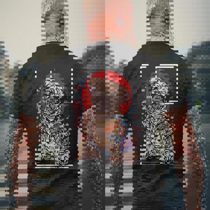 日本のタトゥー パグ 犬 パグ ヤクザの恋人 鯉の魚 長袖tシャツ メンズTシャツ バックプリント 高齢者への贈り物