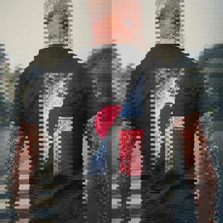 日本ドミニカ共和国の国旗 日本のドミニカ共和国 メンズTシャツ バックプリント 高齢者への贈り物