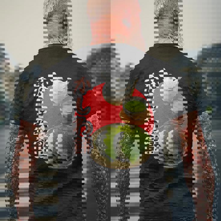 日本食 大阪 美味しい 可愛い 郷土料理 伝統的な料理 面白い 食べ物 柏餅 餅 日本 和スイーツ 和菓子 お茶 メンズTシャツ バックプリント 高齢者への贈り物