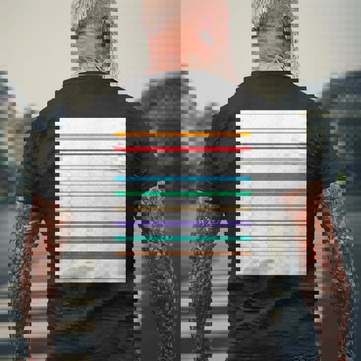 東京の地下鉄 カラー 色 ボーダー 鉄道【電車ファン】【変なデザイン屋さん】メトロ 面白い ポップ デザイン メンズTシャツ バックプリント 高齢者への贈り物