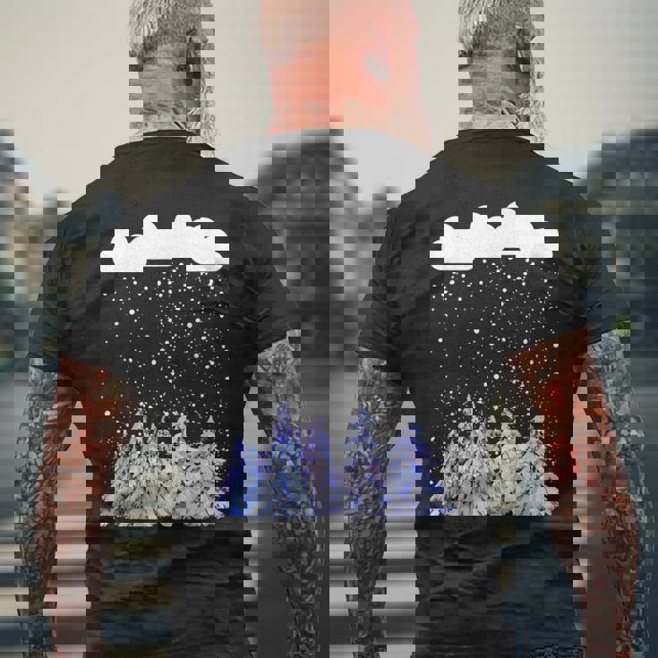 森 雪 新雪 落ちる 冬 ワンダーランド 雪 恋人 メンズTシャツ バックプリント 高齢者への贈り物