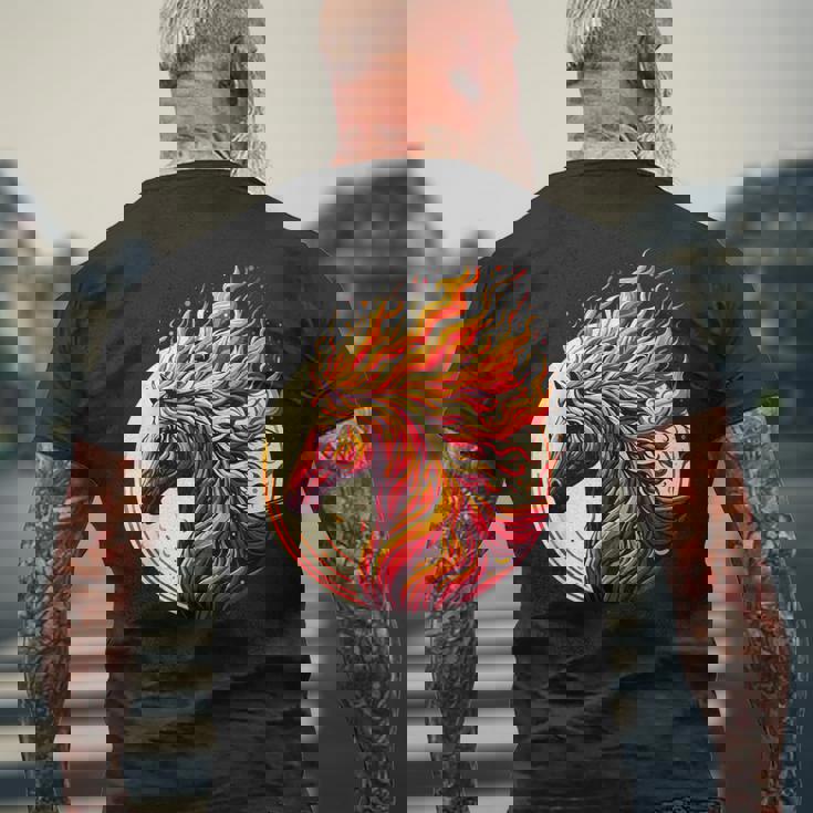 燃える 動物 馬 動物 クール 馬 火 炎 メンズTシャツ バックプリント 高齢者への贈り物