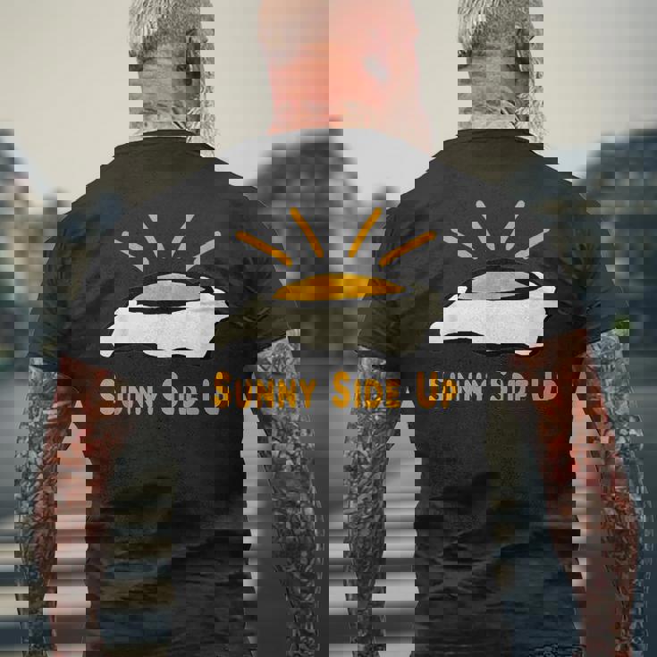 目玉焼き サニーサイドアップ メンズTシャツ バックプリント 高齢者への贈り物