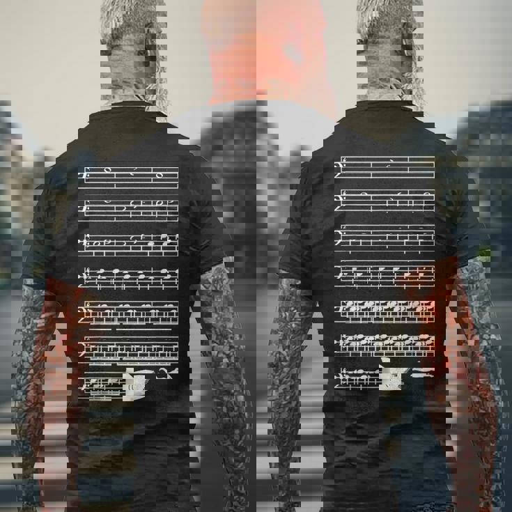 音楽好き サメ 鮫 バス記号 メロディー フレーズ ミュージシャン 音楽ファン 映画ファン おもしろ デザイン メンズTシャツ バックプリント 高齢者への贈り物