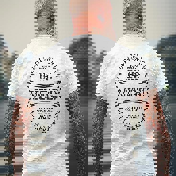 1956年生まれ 古稀 ヴィンテージデザイン 70歳 メンズTシャツ バックプリント 高齢者への贈り物