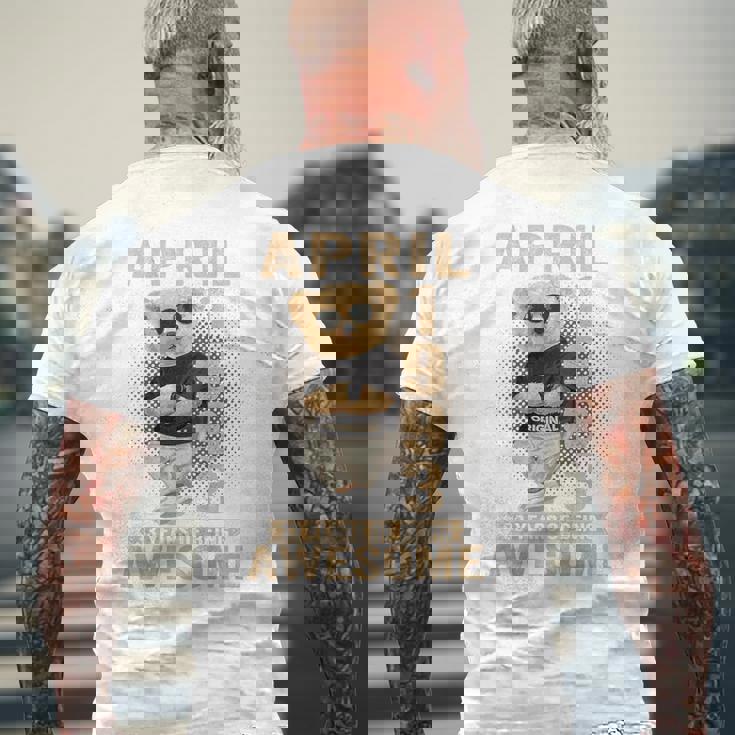 On Back 1993年4月 33歳の誕生日 33歳 テディベア メンズTシャツ バックプリント 高齢者への贈り物