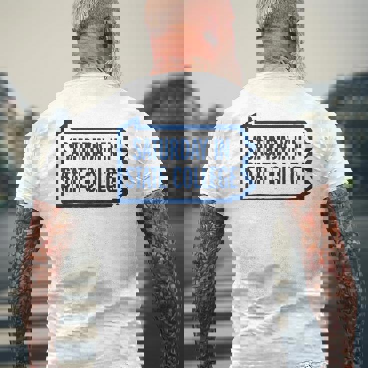 Saturday Intate College Pa Is For Football メンズTシャツ バックプリント 高齢者への贈り物