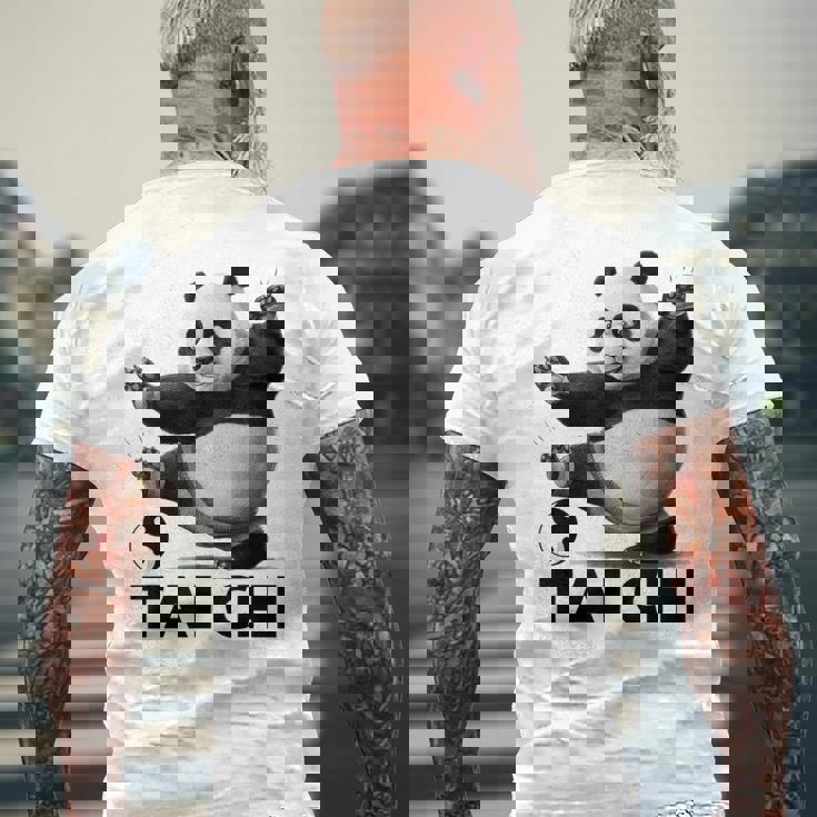 おもしろパンダ 動物 太極拳 格闘技 陰陽バランス メンズTシャツ バックプリント 高齢者への贈り物