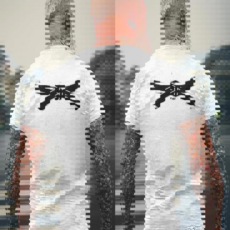 かっこいい日本武道空手柔道黒帯 メンズTシャツ バックプリント 高齢者への贈り物