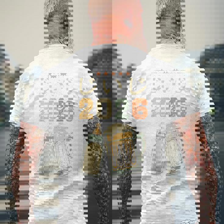 じいじ2026・今おじいちゃんです・おじいちゃんになりました・ベビーのお知らせ メンズTシャツ バックプリント 高齢者への贈り物