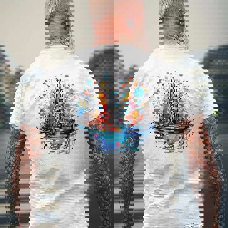 バルセロナのサグラダ ファミリアの美しいイラスト メンズTシャツ バックプリント 高齢者への贈り物