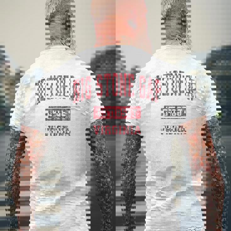 ビッグストーンギャップ バージニアバージニアva ヴィンテージスポーツデザイン レッドデザイン メンズTシャツ バックプリント 高齢者への贈り物