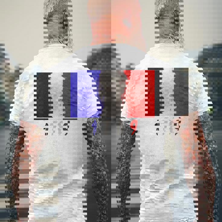 フランス革命 1789年 メンズTシャツ バックプリント 高齢者への贈り物