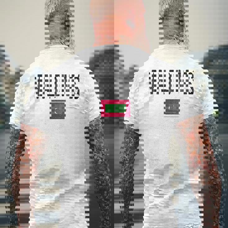 モルディブ国旗-お土産モルディブ。 メンズTシャツ バックプリント 高齢者への贈り物