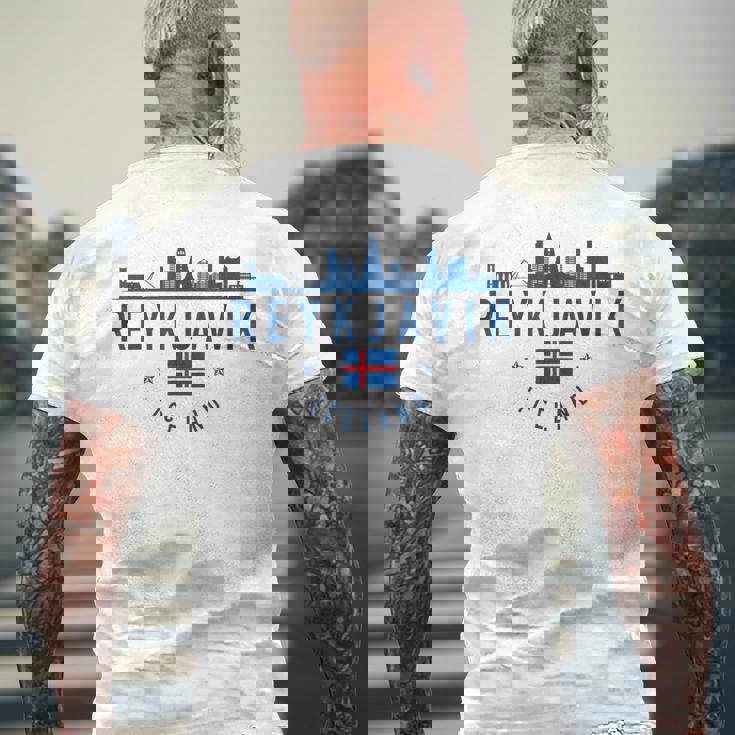 レイキャビク アイスランド アイスランド国旗 スカイライン プライド お土産 メンズTシャツ バックプリント 高齢者への贈り物