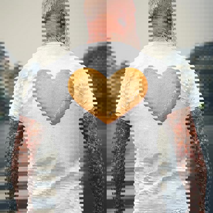 大きなハートのクッキー メンズTシャツ バックプリント 高齢者への贈り物