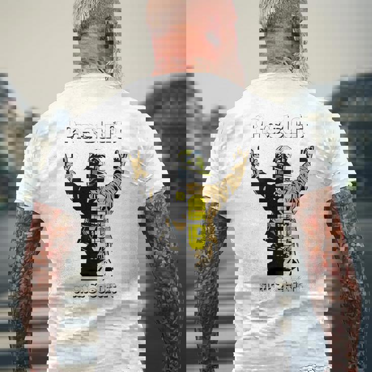 背圧呼吸保護器具 キャリア 消防士 消防隊 メンズTシャツ バックプリント 高齢者への贈り物