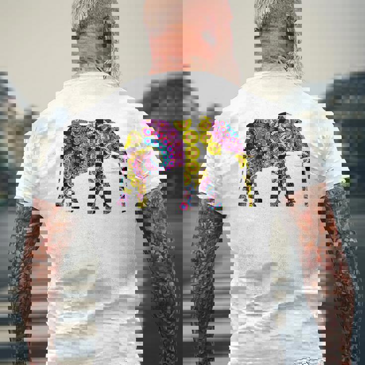 象のシルエット、かわいいボヘミアンデザイン。 メンズTシャツ バックプリント 高齢者への贈り物