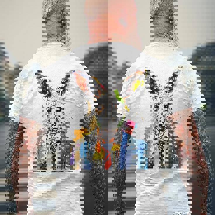 鮮やかなカンガルー、ネクタイ付き。 メンズTシャツ バックプリント 高齢者への贈り物