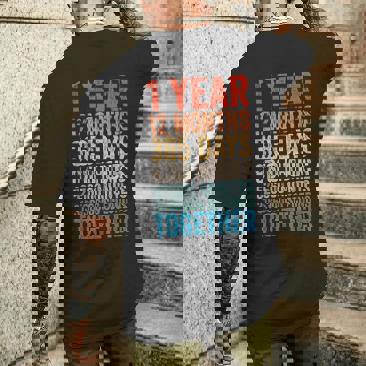 1年記念日 彼 彼女 カップル 1回目の結婚 メンズTシャツ バックプリント 彼への贈り物