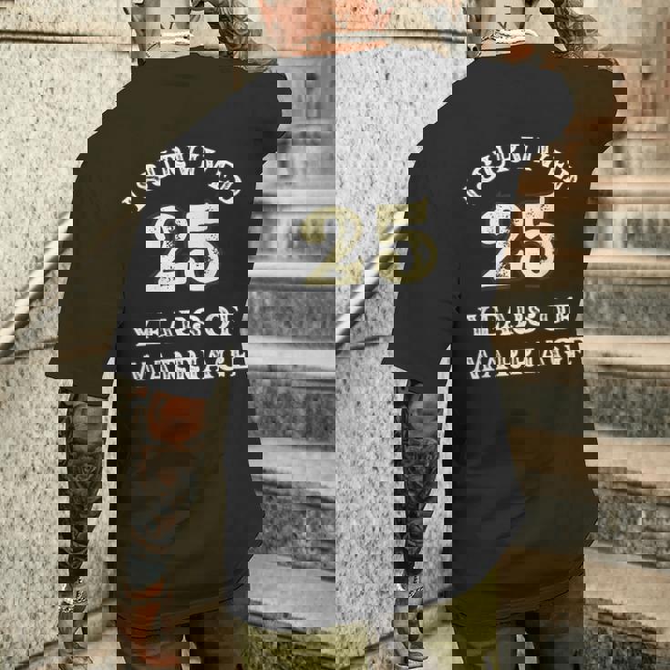 25 Years Of Marriage For ギフト 結婚25周年記念 メンズTシャツ バックプリント 彼への贈り物