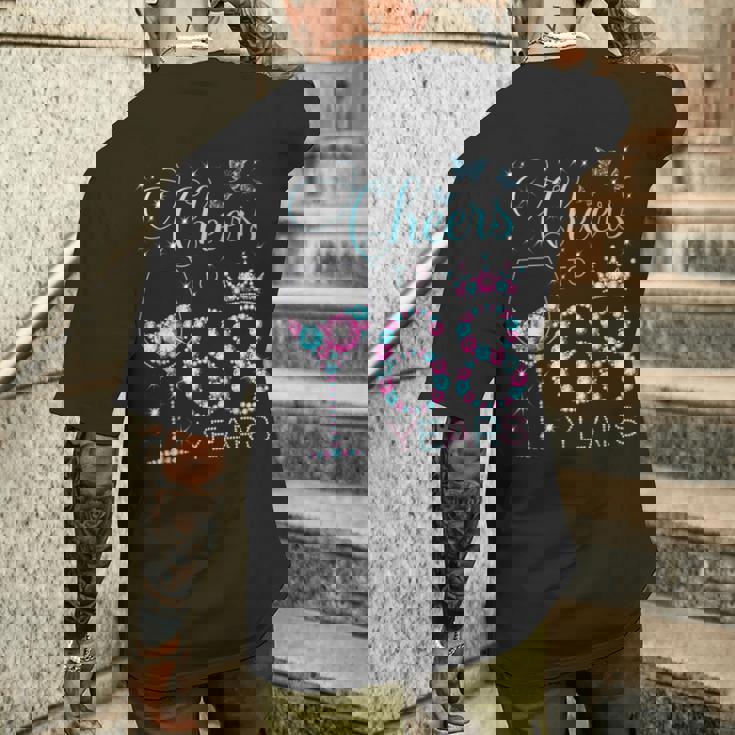 68歳の68歳の誕生日パーティーに乾杯 68歳の誕生日おめでとう メンズTシャツ バックプリント 彼への贈り物