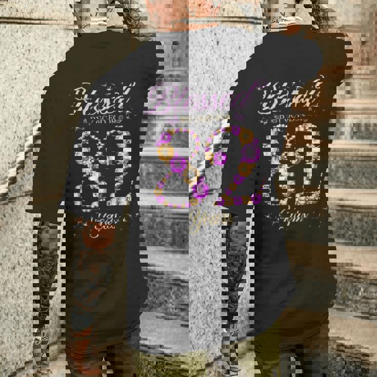 82歳の82歳の誕生日bデーパーティーに神に祝福されて メンズTシャツ バックプリント 彼への贈り物