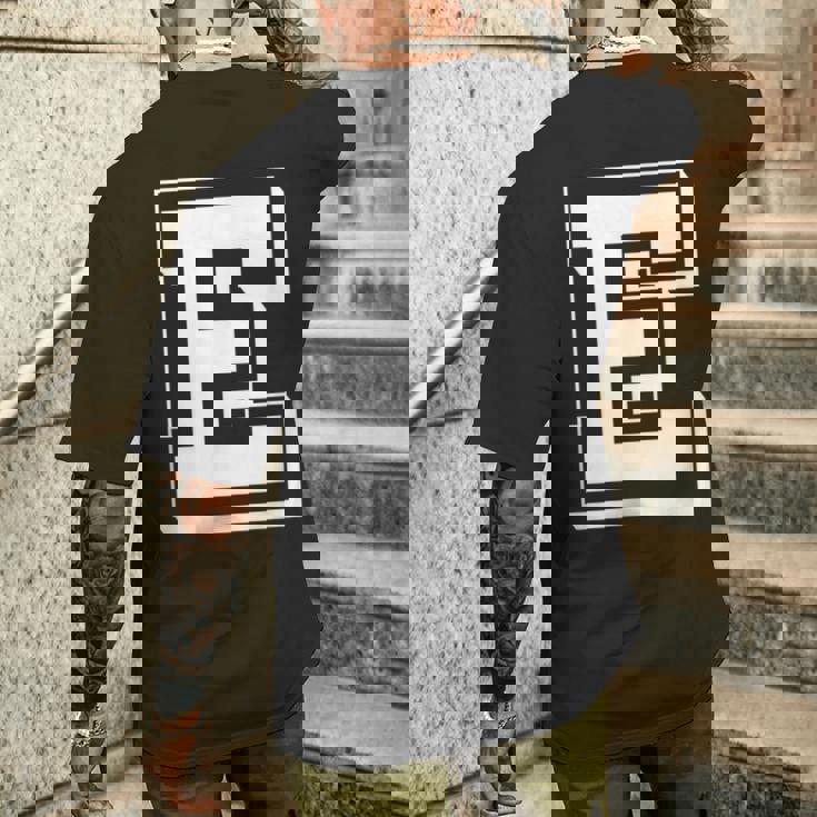 Best Friendshipseven Letters E From Friends メンズTシャツ バックプリント 彼への贈り物