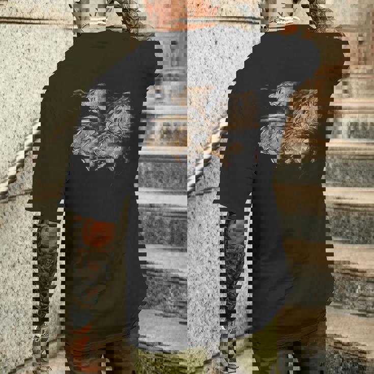 Chauvetのライオンの先史時代の石器時代の洞窟壁画 メンズTシャツ バックプリント 彼への贈り物