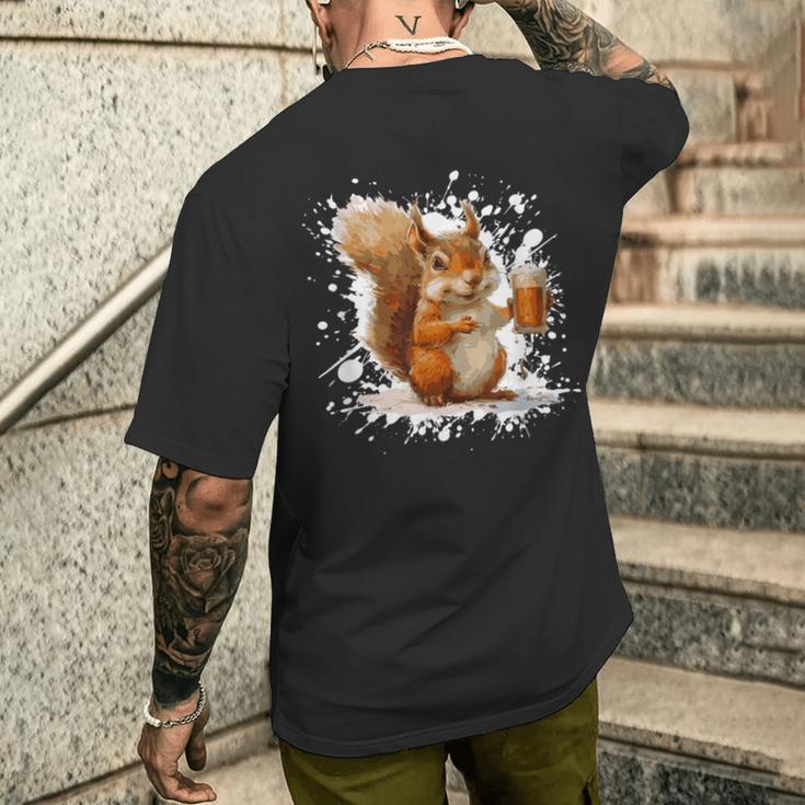 Écureuil Amusant Avec De La Bière T-shirt imprimé au dos Cadeaux pour lui