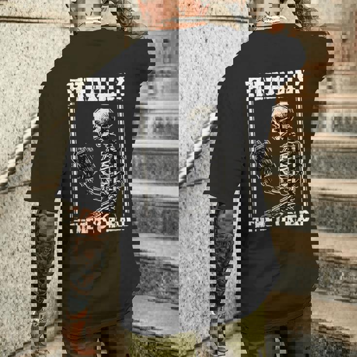 Finally Time To Read Book Lover Bookworm スケルトン 面白い本 メンズTシャツ バックプリント 彼への贈り物