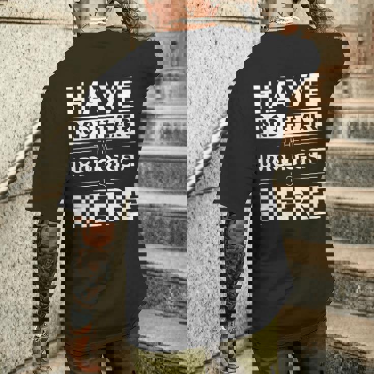 Have No Fear Urologist Is Here 面白い ギフト 仕事 ユーモア ジョブ メンズTシャツ バックプリント 彼への贈り物