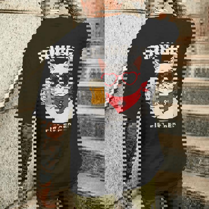 Kanreki 還暦 60歳 記念 猫 サングラス ビール 大人のユーモア メンズTシャツ バックプリント 彼への贈り物