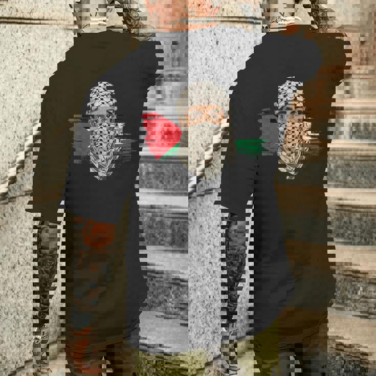 Keffiyehスカーフのパレスチナの若い男 パレスチナサポーター メンズTシャツ バックプリント 彼への贈り物