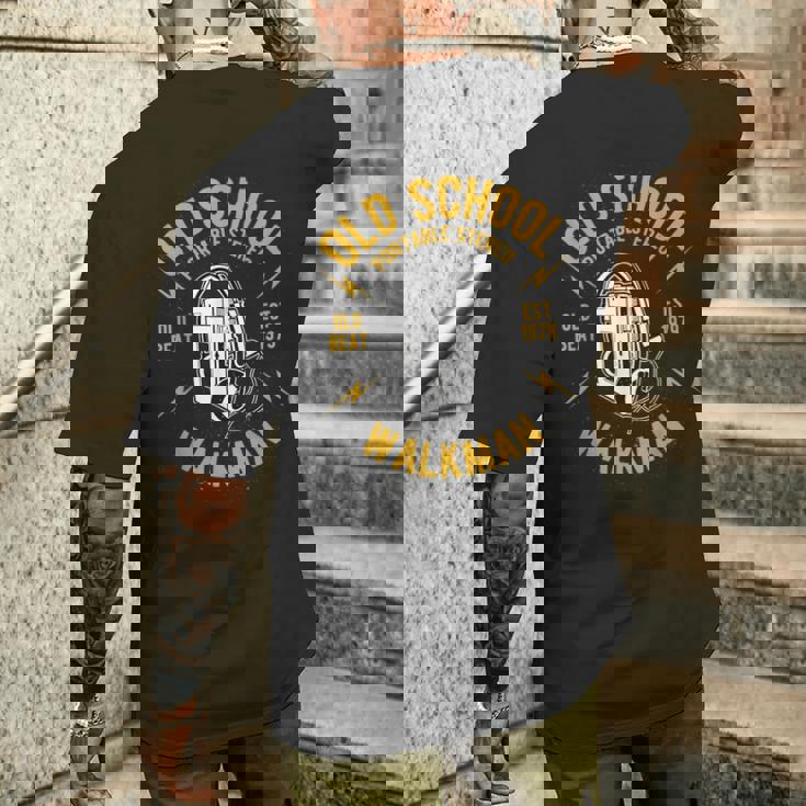 Oldchool Walkman Rocknroll And Music メンズTシャツ バックプリント 彼への贈り物