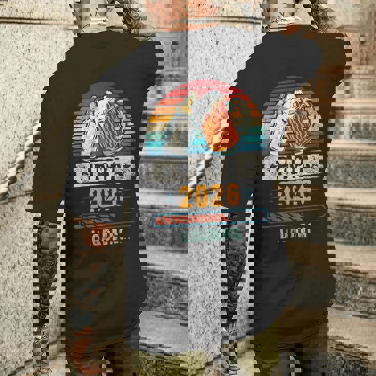 Papa 2026 Annuncio Di Un Bambino Papà In Attesa T-shirt da uomo con stampa posteriore Regalos para él