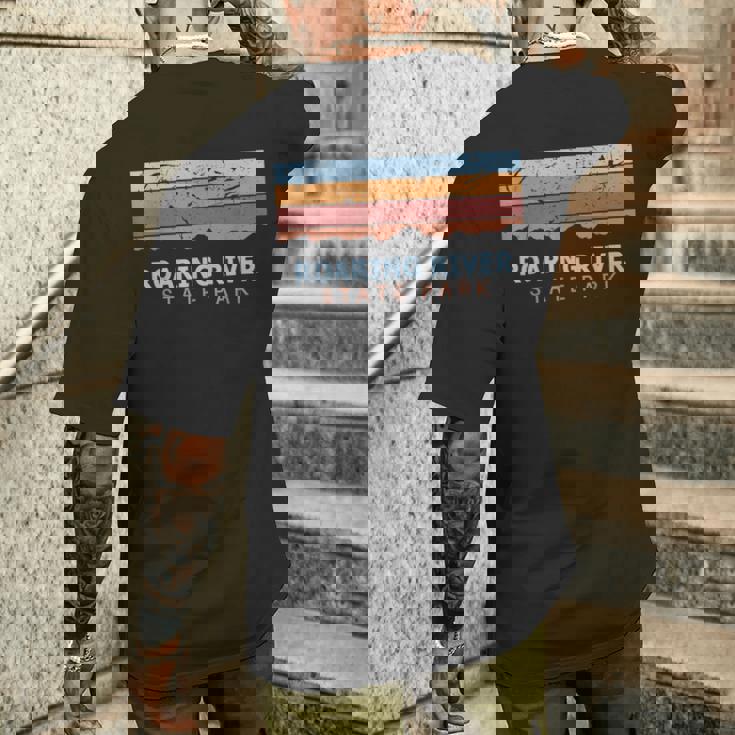 Roaring Rivertate Park ミズーリ州立公園 レトロ クール メンズTシャツ バックプリント 彼への贈り物