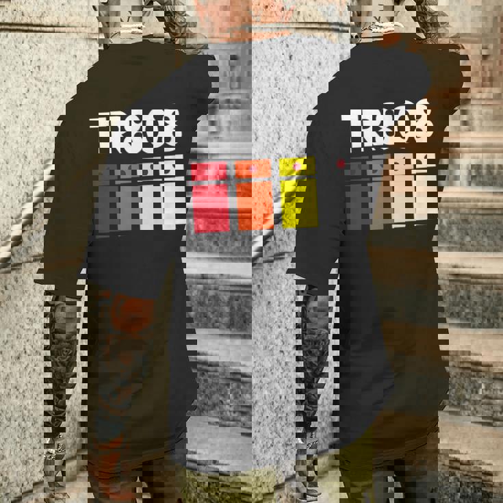 Tr808 ドラムマシン メンズTシャツ バックプリント 彼への贈り物