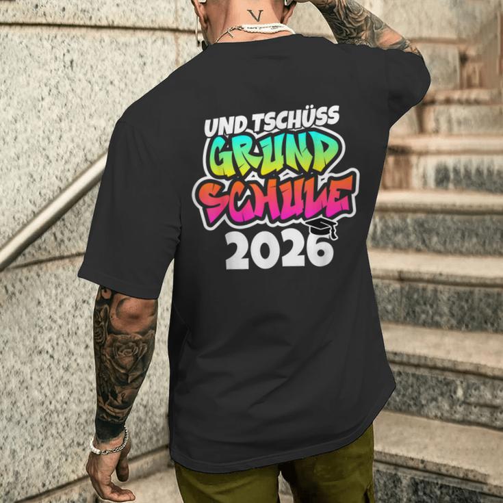 Und Tschüss Grundschule Geschafft Grundschule Abschluss 2026 T-Shirt mit Rückendruck Geschenke für Ihn