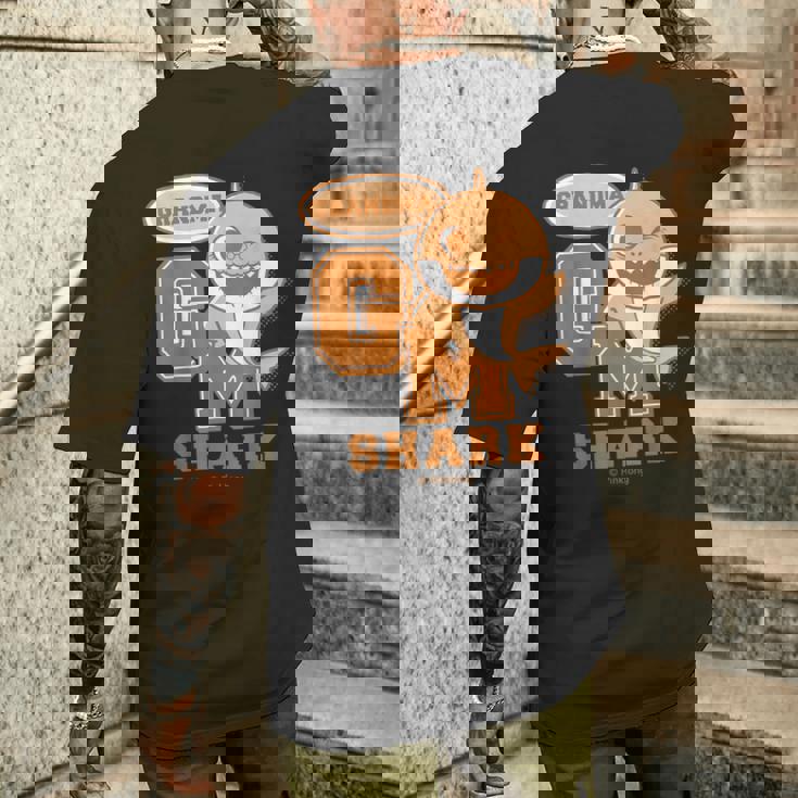 おばちゃんシャーク・レトロ・ベイシャーク・メゾーとサゾくプレゼント・キッズ・メンズ・ウーマンズ メンズTシャツ バックプリント 彼への贈り物