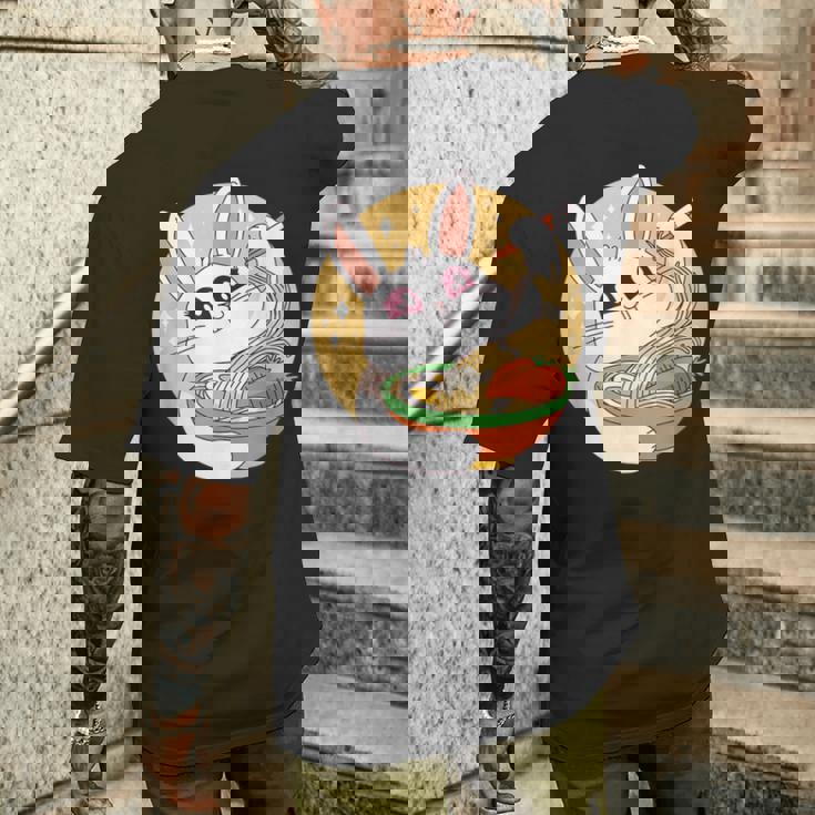 かわいい ウサギ 食べる ラーメン 漫画 カワイイ 食べ物 好き メンズTシャツ バックプリント 彼への贈り物